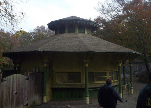 Octagonal Shelter